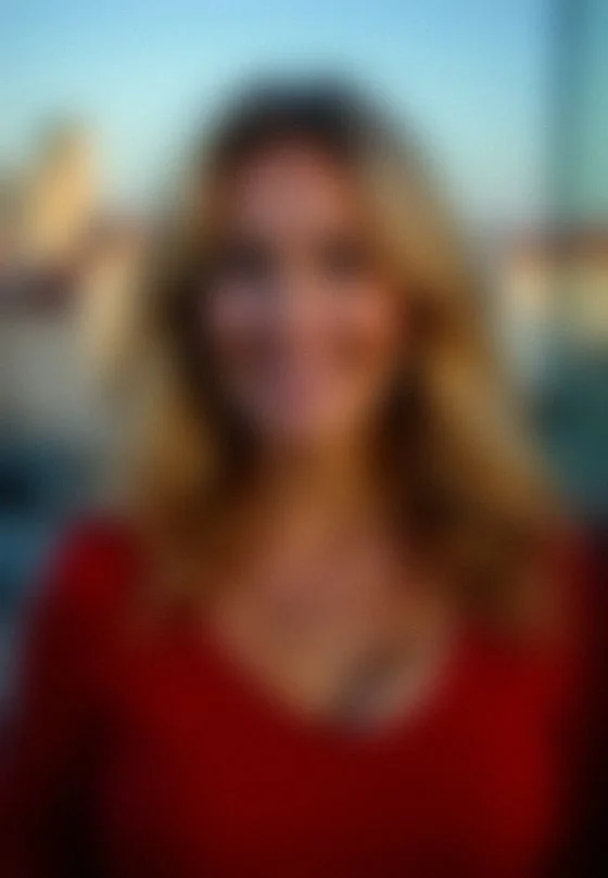 Madeleine, 44