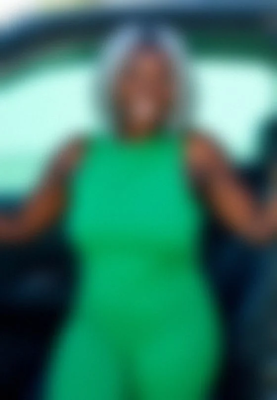 Anna, 30
