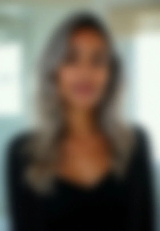 Linda, 30