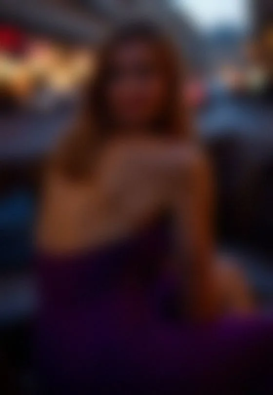 Carina, 33