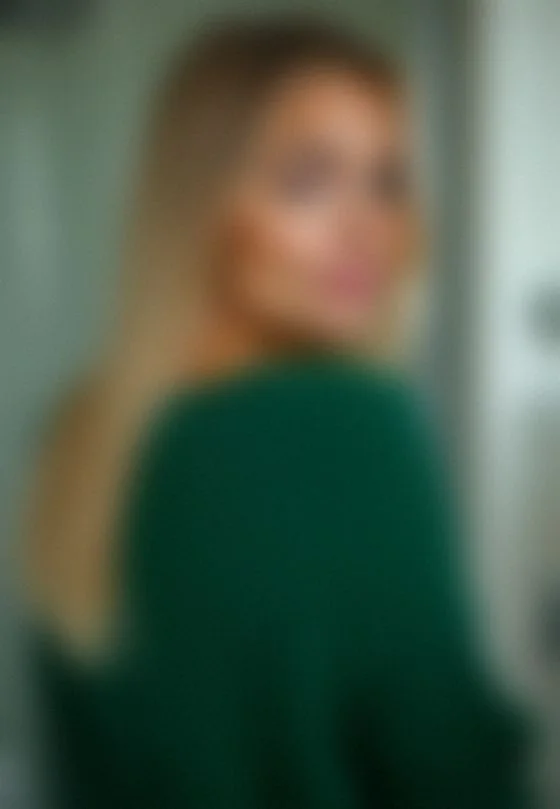 Cecilia, 30